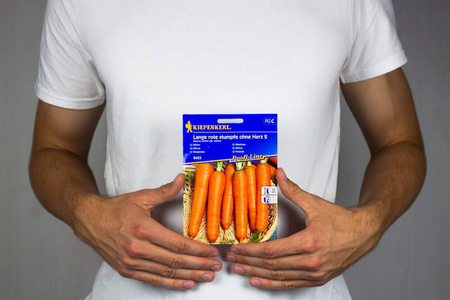 Marchew Lange Rote Stumple Ohne Herz Kiepenkerl