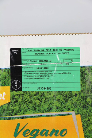 Nasiona trawy – Vegano – trawnik samonawożący – 1 kg Target
